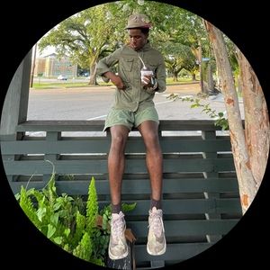 Meet your Posher, Broderick